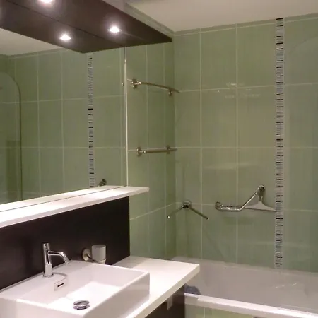 Appartement T3 Tout Confort Avec Jardin Et Garage - 4 Couchages - Fr-1-843-8 * Le Croisic